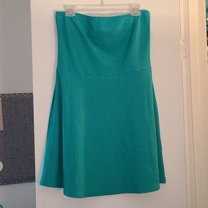 5/$20 - NWT Strapless dress 👗